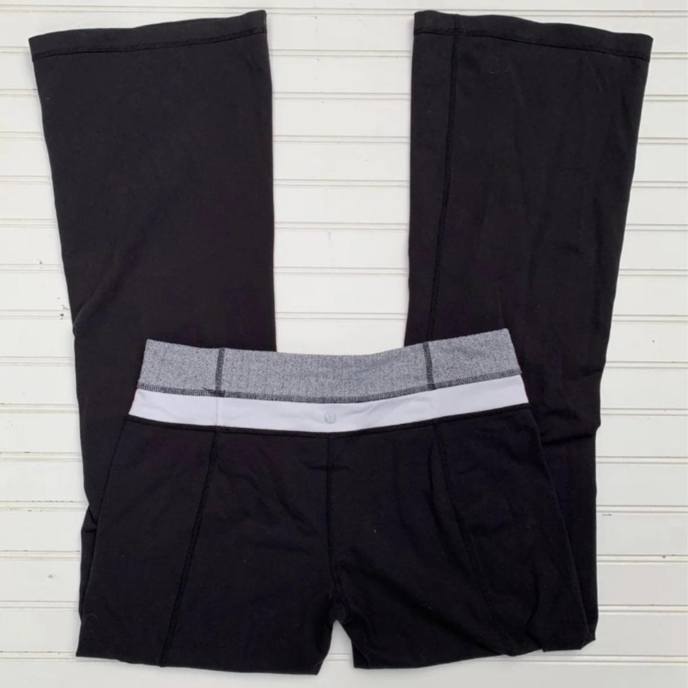 Women’s Lululemon Flared Sweatpants